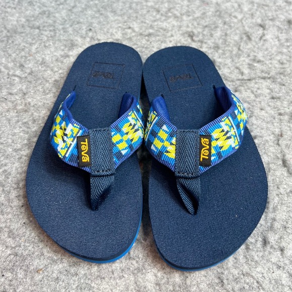 Teva Other - Teva Kids Flip Flops Blue Yellow Geometric Pattern Sandals Thong Shoes Boys 11